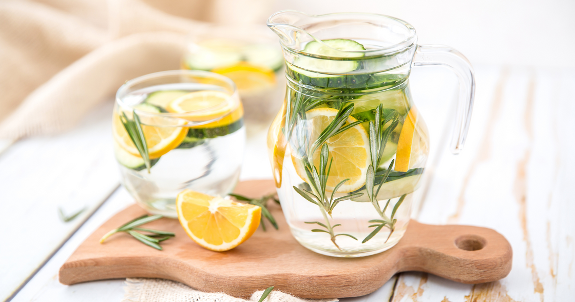 8 easy ways to stay hydrated this summer